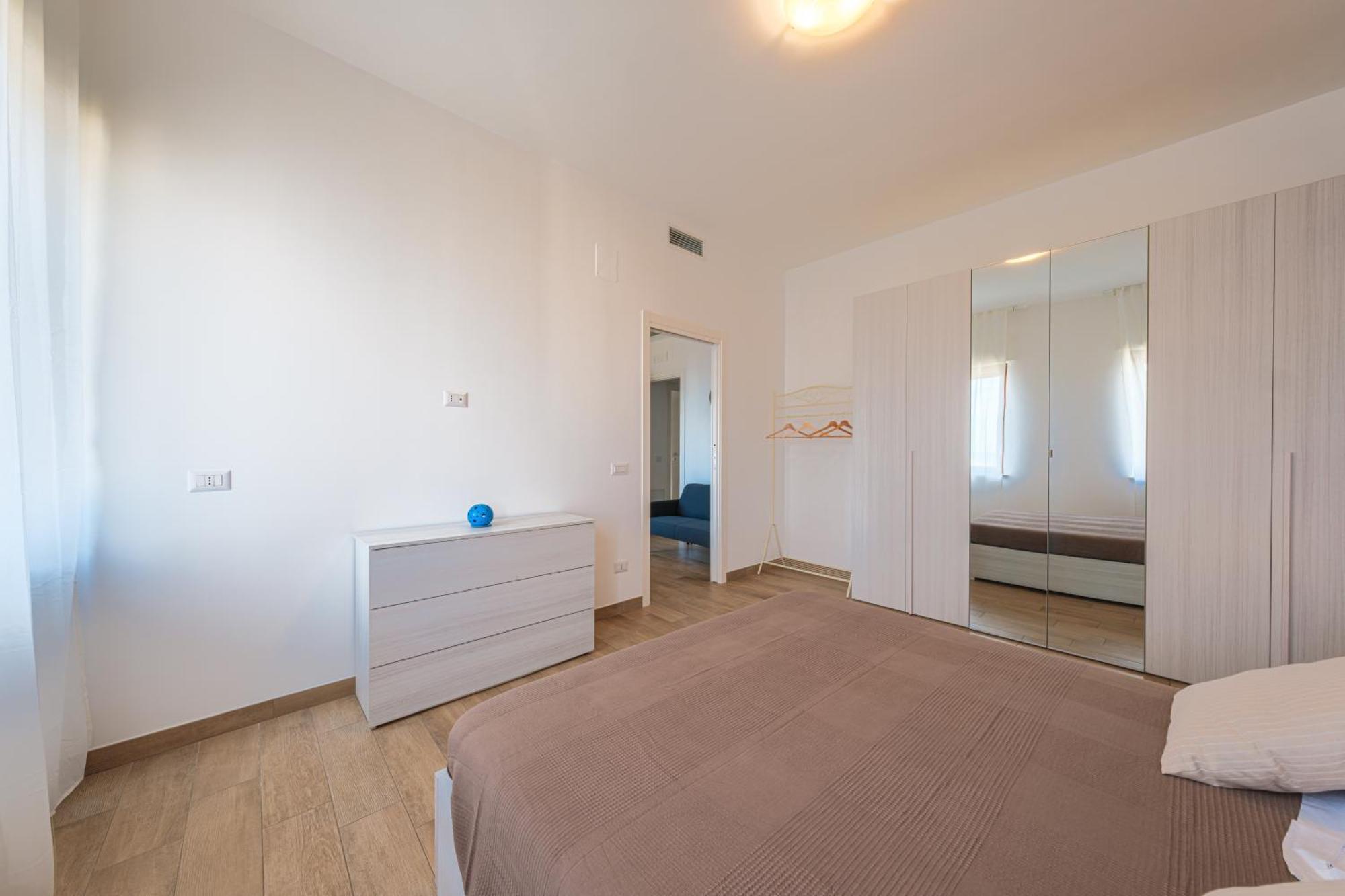 モノーポリCasa Bianchiアパートメント エクステリア 写真